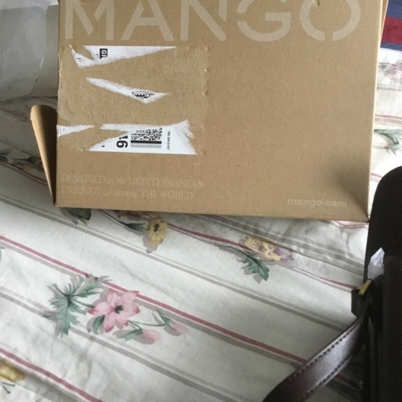 NWT Crossbody/Shoulder Bag - Picture 7 of 10